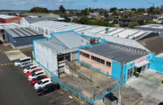 Affordable Warehouse Space - Functional Storage Solution