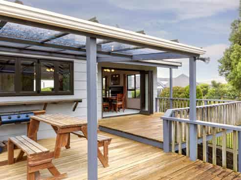 9 Bracken Row, Rangatira Park