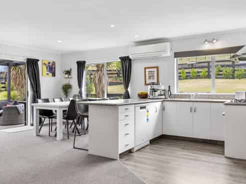 434 Whangamata Road, Kinloch