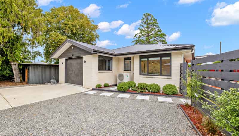 84 High Street, Solway