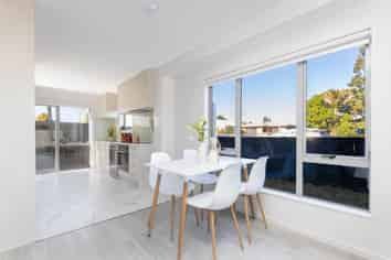 92D Luke Street East, Otahuhu