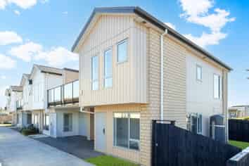 92D Luke Street East, Otahuhu