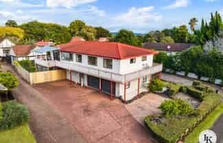 8 Carnoustie Drive, Wattle Downs