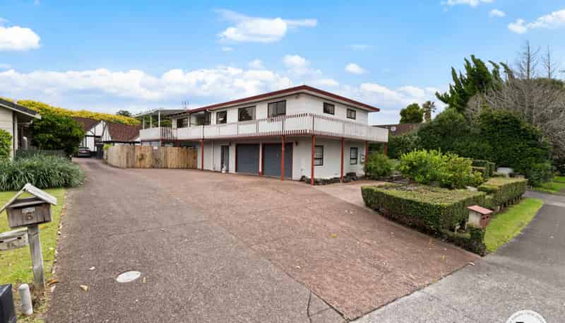 8 Carnoustie Drive, Wattle Downs