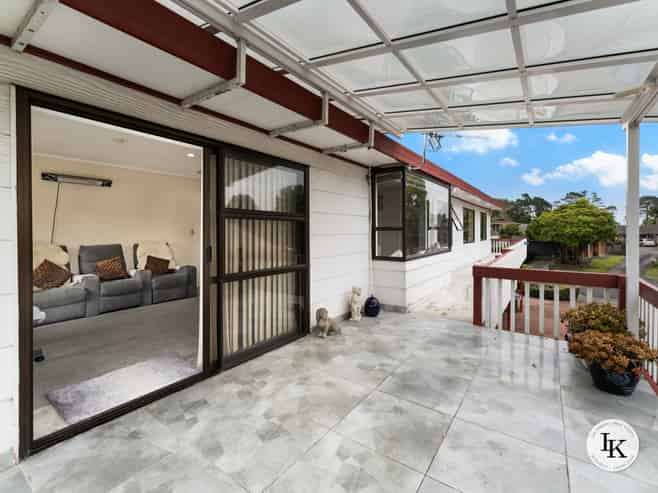 8 Carnoustie Drive, Wattle Downs