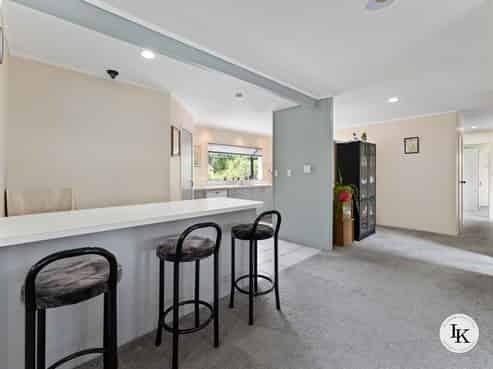 8 Carnoustie Drive, Wattle Downs