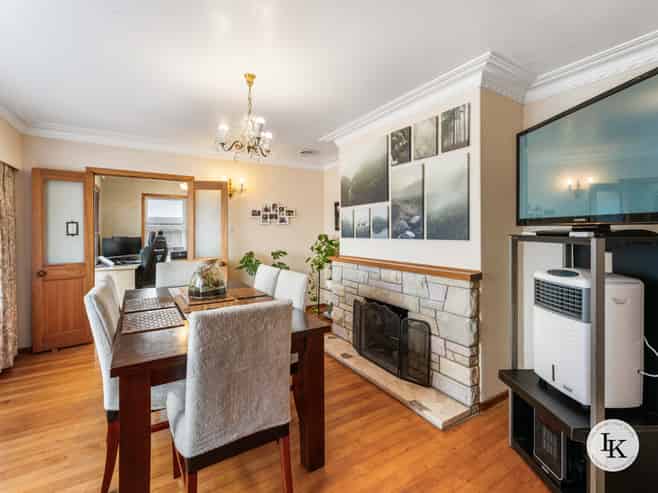 10 Hollinbrigg Place, Manurewa