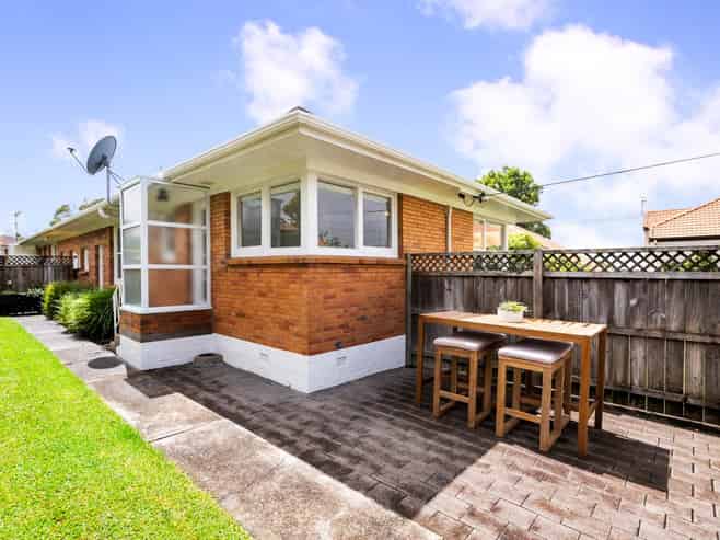 1/11 Dallinghoe Crescent, Milford