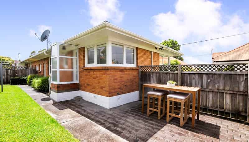 1/11 Dallinghoe Crescent, Milford