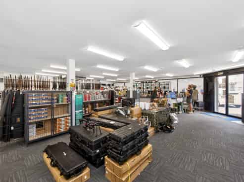 Pole position Wairau Road