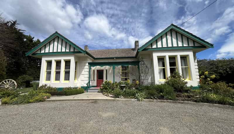 255 Fortification Rd, Kakanui