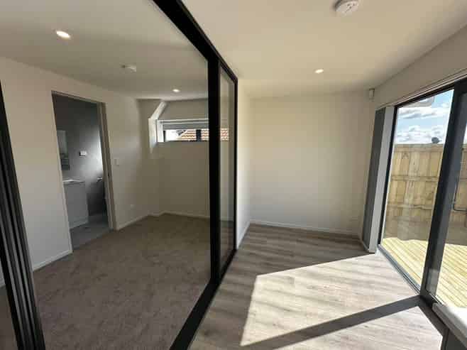 88 Birkenhead Avenue, Birkenhead