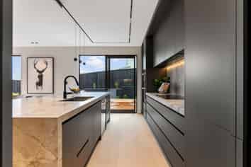 148 Te Oneroa Way, Long Bay