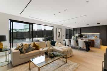 148 Te Oneroa Way, Long Bay