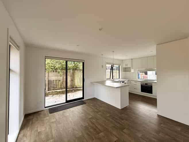 20B Tawa Street, Hilltop