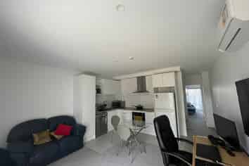 2/20 Bader Drive, Mangere