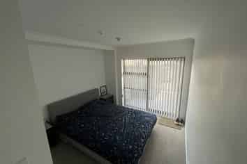 2/20 Bader Drive, Mangere