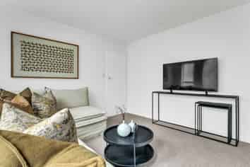 3B Hunter Place, Merrilands