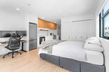 2C/118 Gladstone Road , Parnell