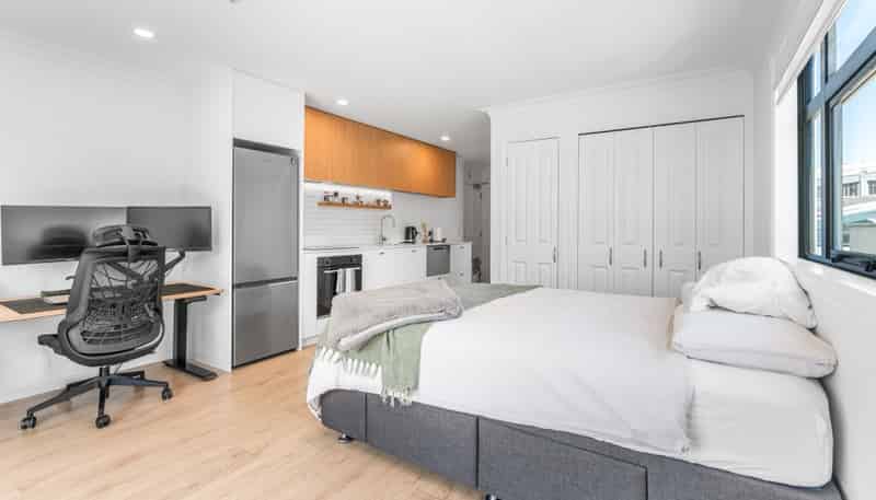 2C/118 Gladstone Road , Parnell