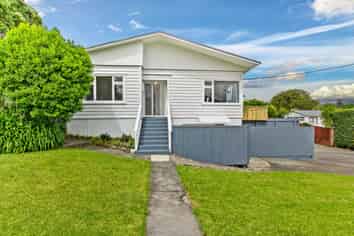 11 Craigbank Avenue, NEW LYNN