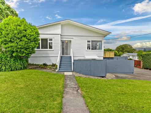 11 Craigbank Avenue, New Lynn