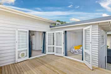 11 Craigbank Avenue, NEW LYNN