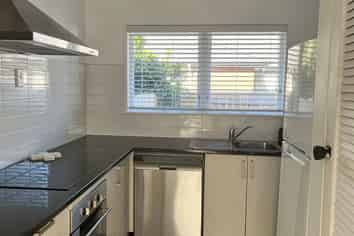 2/11 Browns Avenue, Pakuranga