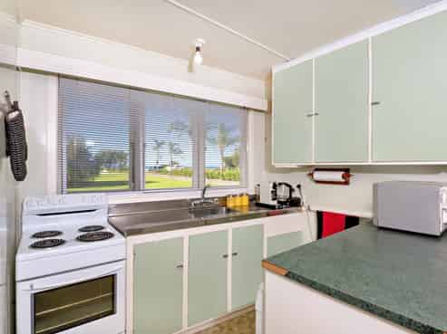 21 and 21A West End Road, Ohope