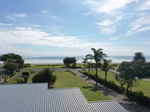 21 and 21A West End Road, Ohope