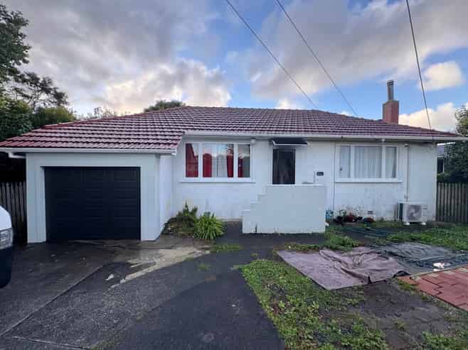 111 Titirangi Road, New Lynn