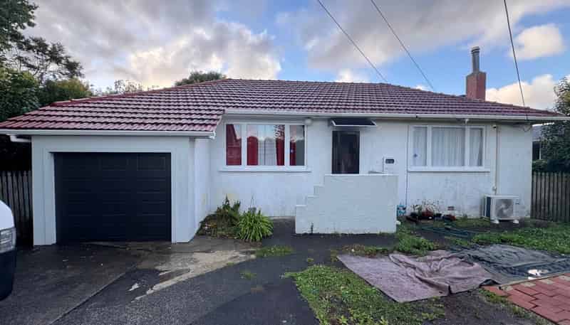 111 Titirangi Road, New Lynn