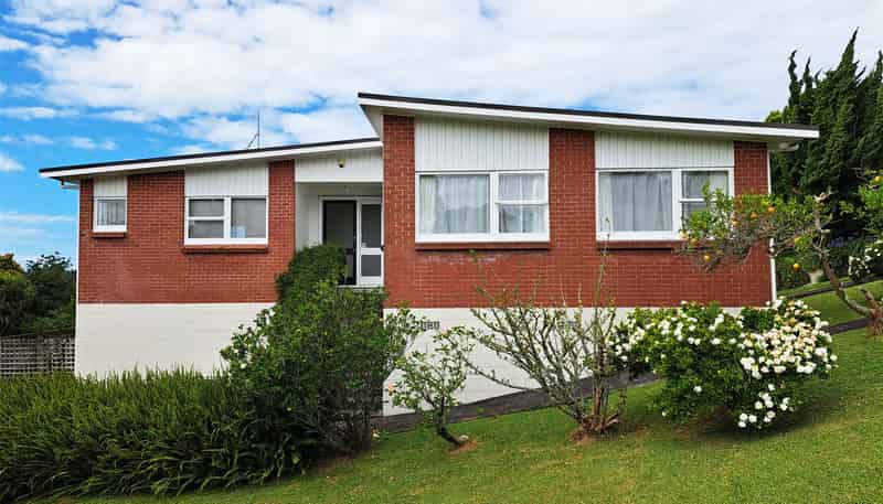 18 Shanaway Rise, Hillcrest