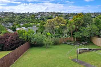 18 Shanaway Rise, Hillcrest