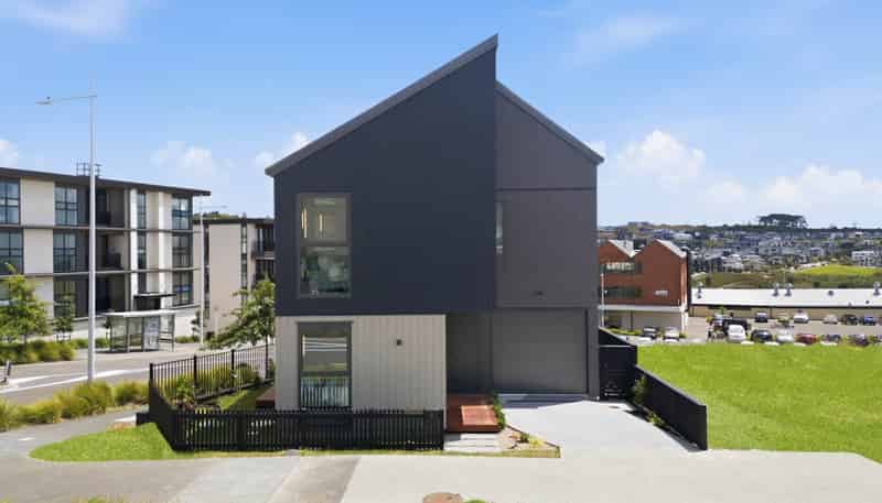 2 Kiokio Street, Long Bay