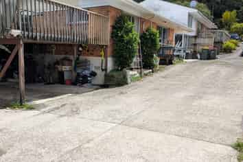 15B Mountain Road, Western Heights