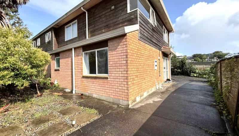 Downstair/43A Richard Farrell Avenue, Remuera