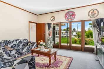 6 Lewis Street, Inner Kaiti