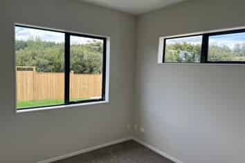 32A Castlebane Drive, Flat Bush