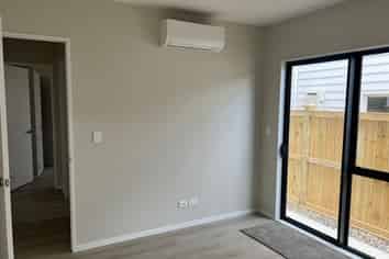 32A Castlebane Drive, Flat Bush