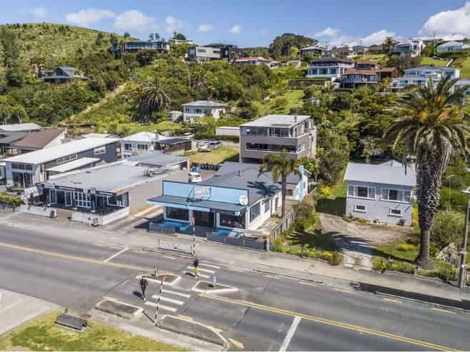 6 Colson Lane, Maraetai