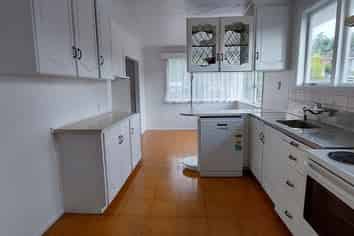 12 Ted William Street, New Windsor