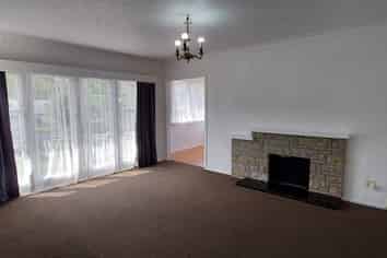 12 Ted William Street, New Windsor