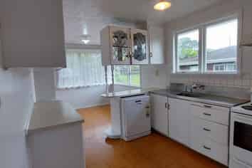 12 Ted William Street, New Windsor