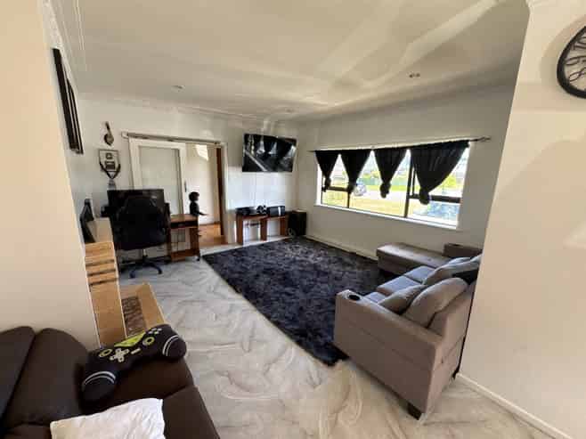 21 Motatau Road, Papatoetoe