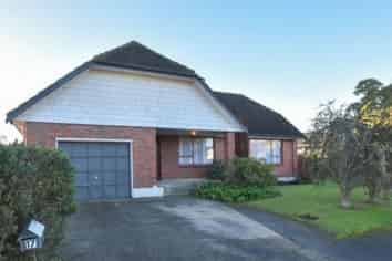 17 Wickliffe Street, Mosgiel