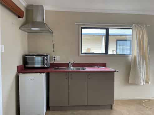 39d Maire Street, Inglewood