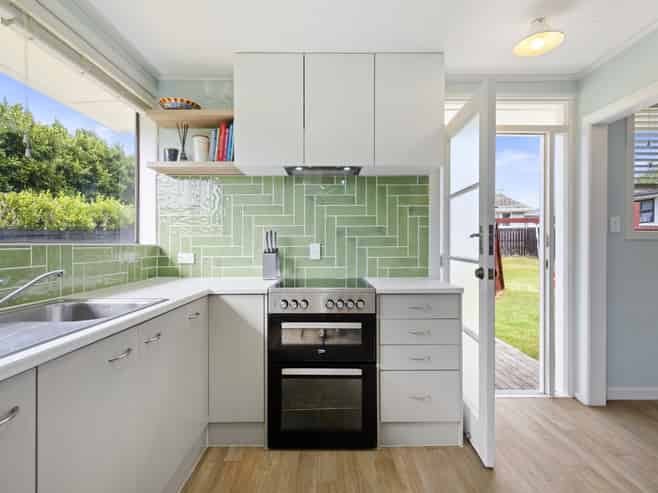 16 Frank Hewitt Street, Pukekohe