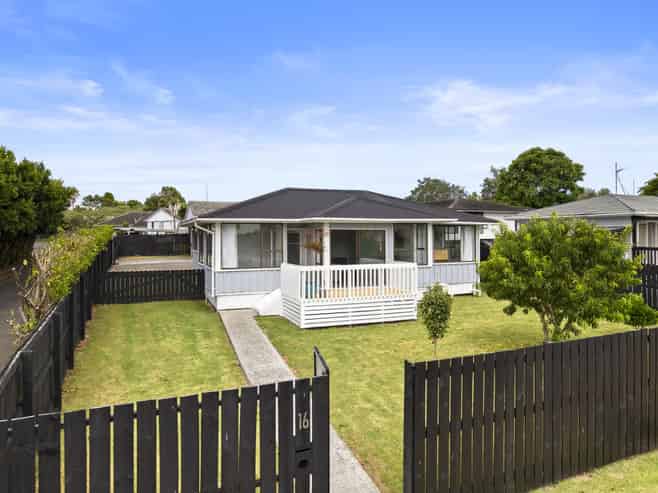 16 Frank Hewitt Street, Pukekohe