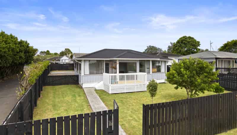16 Frank Hewitt Street, Pukekohe